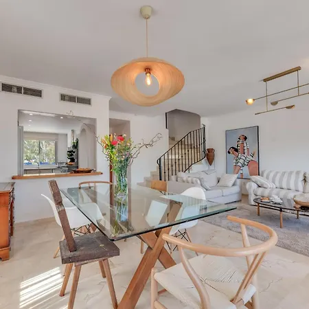 Cozy 3 Bdrm Sunny Townhouse W Bbq And Pool Марбелья